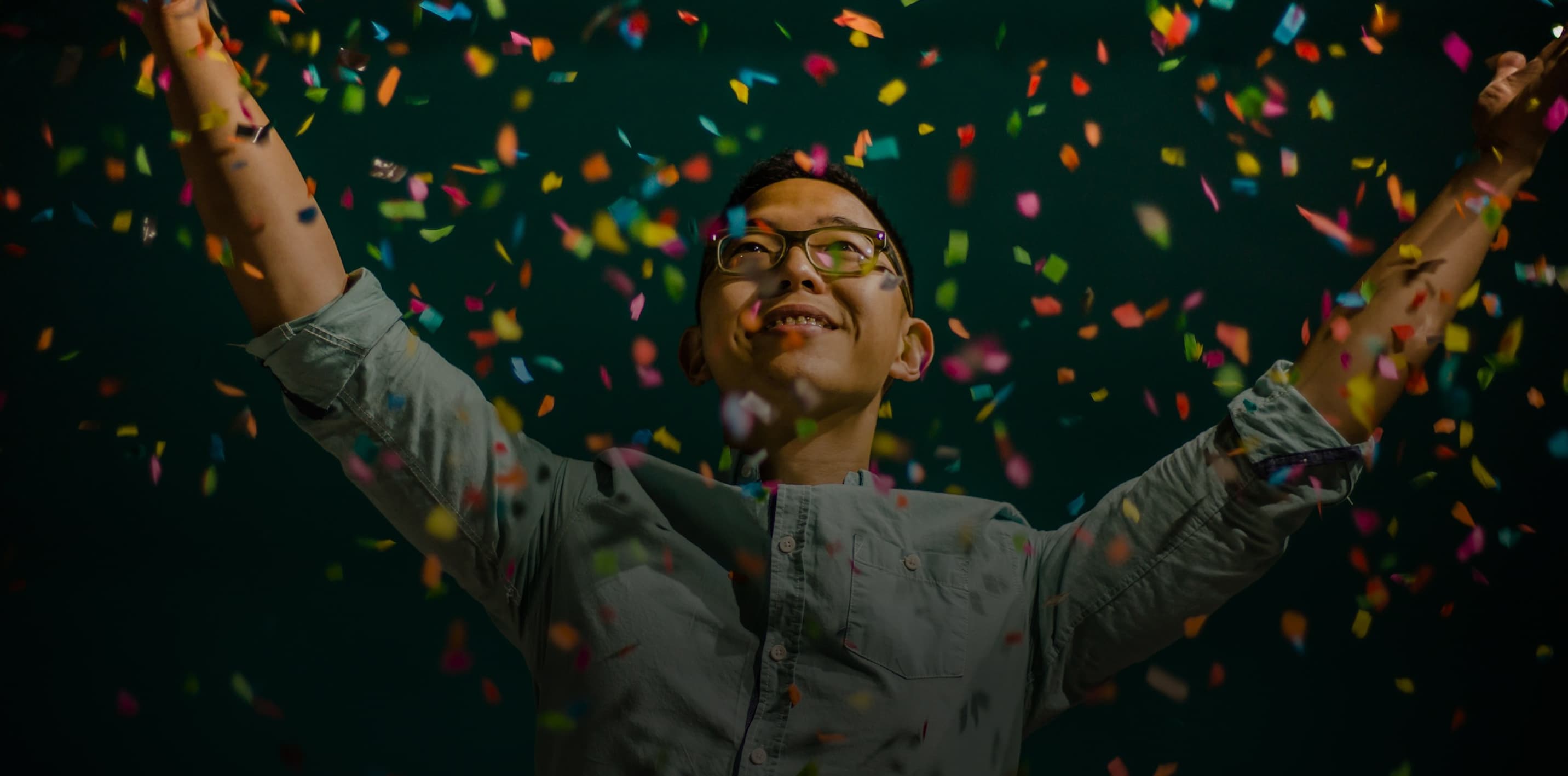 Person with Confettis